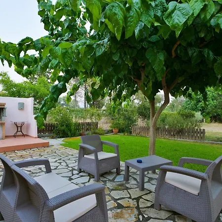 Drossos Garden House Nyaraló Nidrí